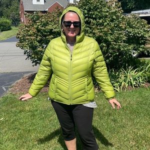 Xl green down jacket